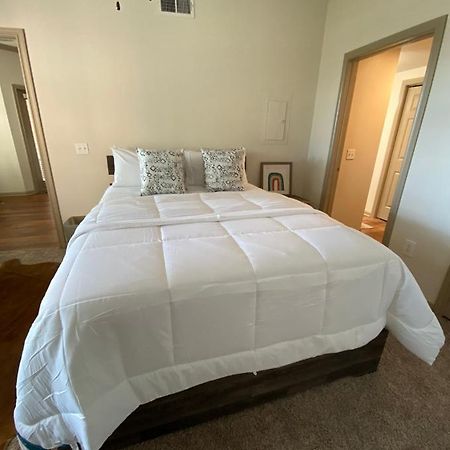 Bright & Modern Galleria Suite! 5 Star Location, Self Check In & Free Parking هيوستن المظهر الخارجي الصورة