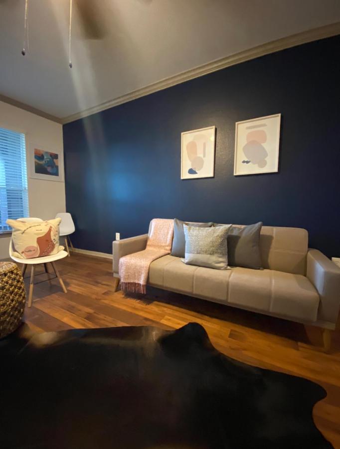 Bright & Modern Galleria Suite! 5 Star Location, Self Check In & Free Parking هيوستن المظهر الخارجي الصورة
